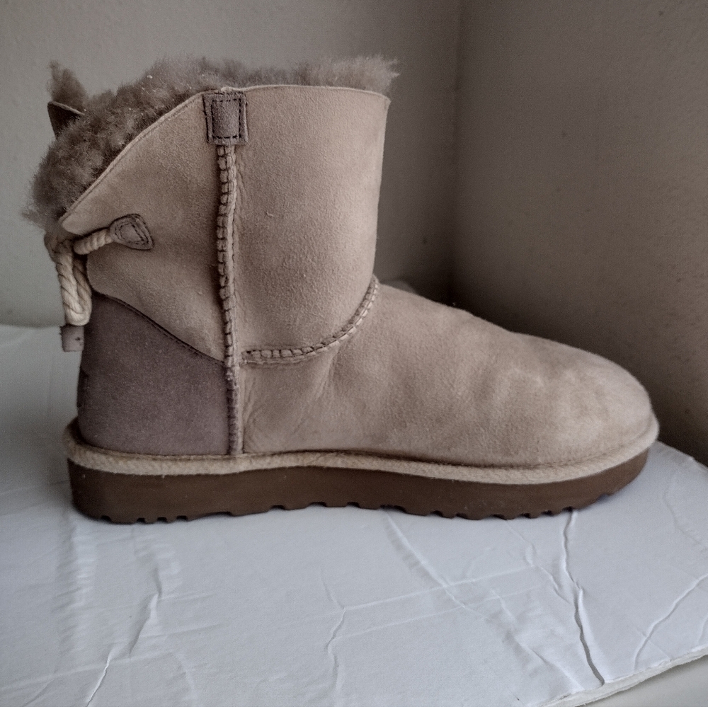 UGG Women's Selene Baily Bow Nautical Bow - Picture 5 of 14
